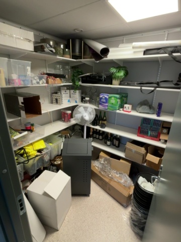 1548420-30 Förrådsförvarade inventarier