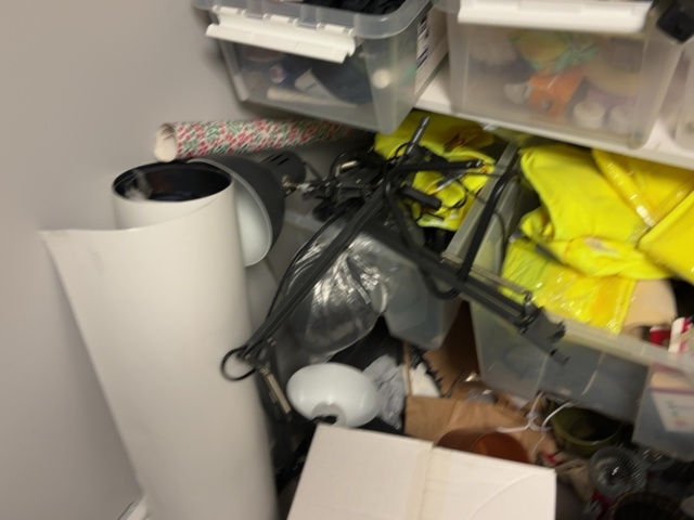 1548420-20 Förrådsförvarade inventarier