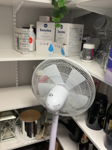 1548420-28 Förrådsförvarade inventarier