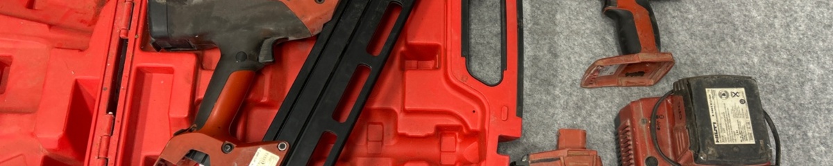 Bild som representerar auktionen - Spikpistoler från konkursbo