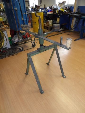 287983--32 Vollmer PMH  - Swaging Machine