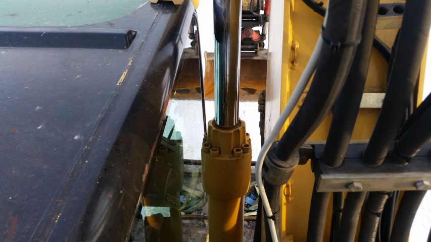 288490-33 Caterpillar M315C