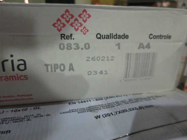 311019-3 Primus Vitoria tile 10x10cm light blue