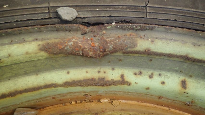 312047-5 1 st entreprenaddäck till MB Trac