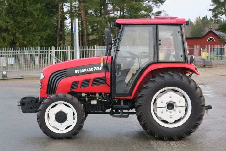 317180-2 Tractor Foton FT704