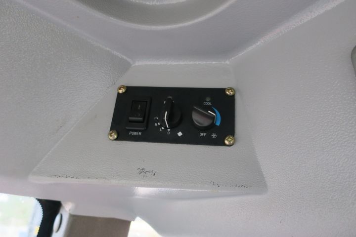 317180-26 Tractor Foton FT704