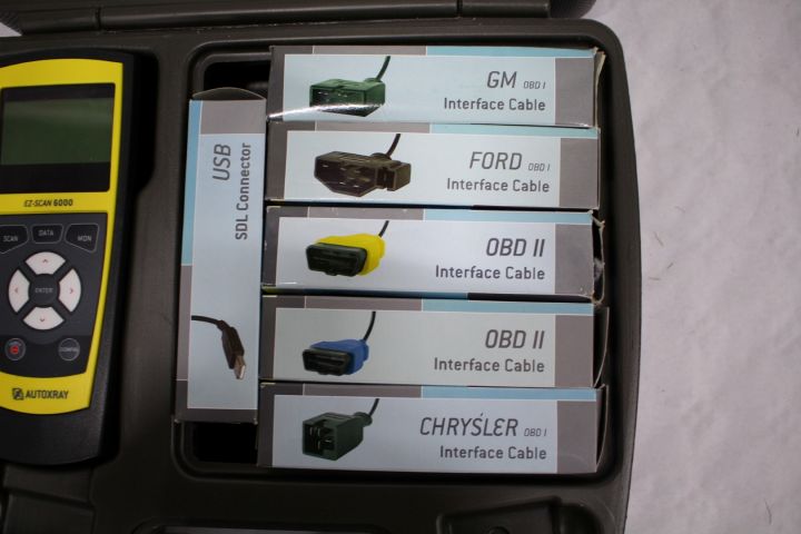 336356-3 Felkodsläsare OBD1/2 Autoxray EZ-Scan 6000