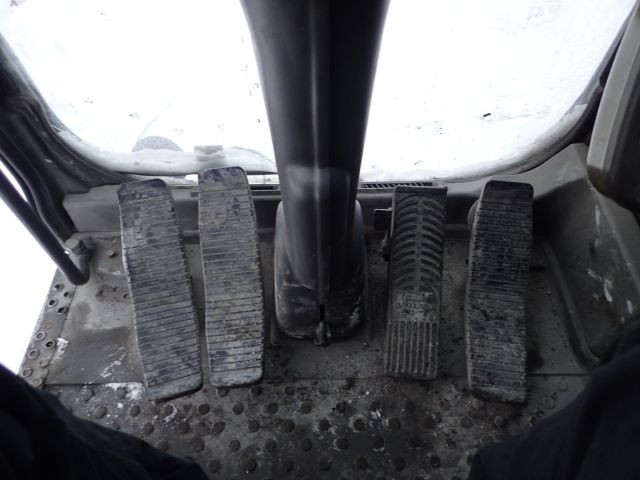 338868-74 Volvo EW140 Hjulgrävare