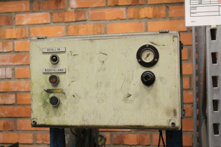 343050-6 4 st äldre verkstadsmaskiner