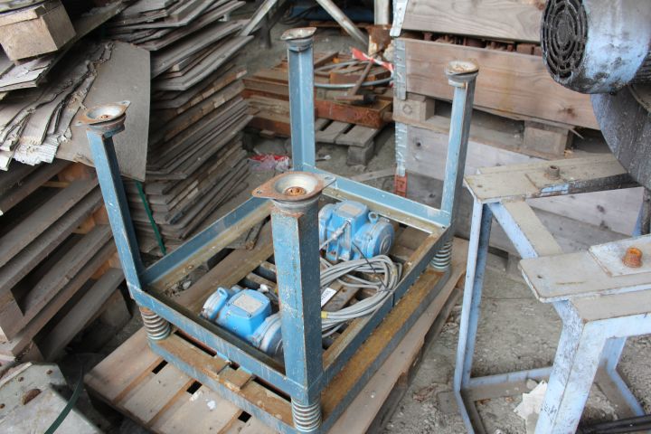 343165-1 Vibrationsbord från Webac
