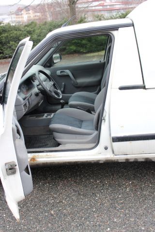 359515--18 Skoda Felicia 1.9 D Pickup -00 (64hk) (repair item)