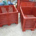 359891--6 2x plastic crates. Allibert