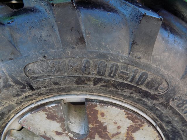 359902--99 Avant 220 with many accessories