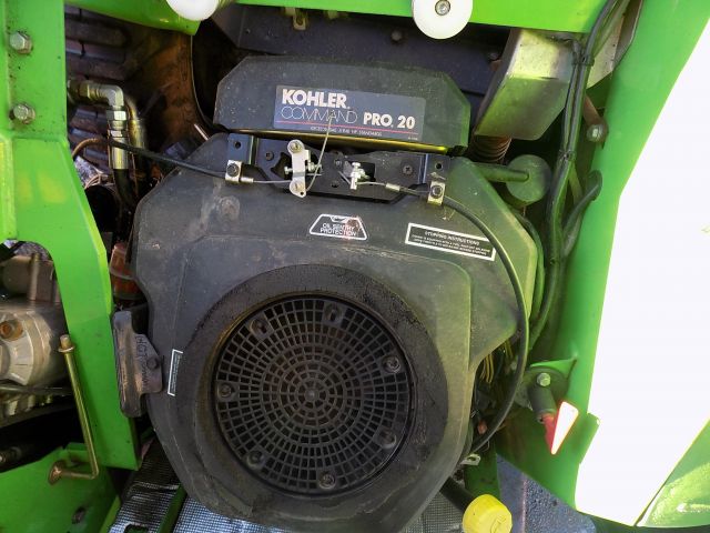 359902--93 Avant 220 with many accessories