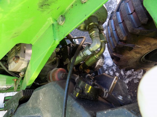 359902--91 Avant 220 with many accessories