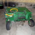 359902--81 Avant 220 with many accessories