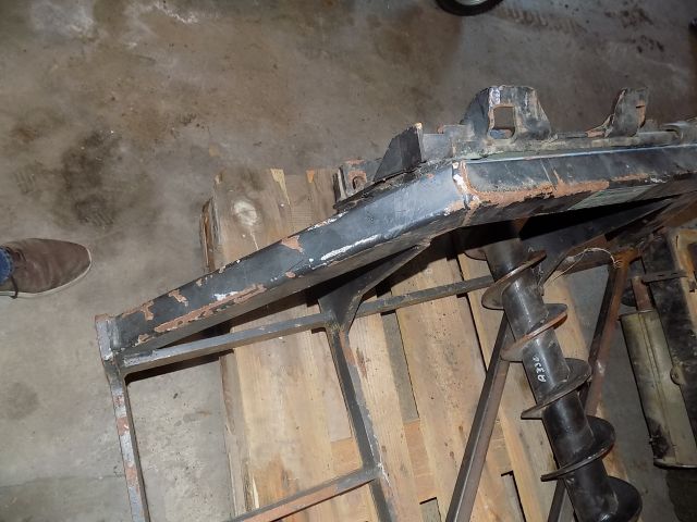 359902--65 Avant 220 with many accessories
