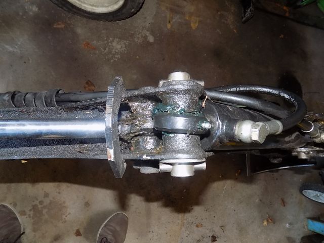 359902--53 Avant 220 with many accessories