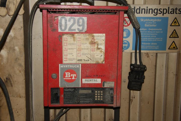 361769-18 Electric forklift MIC 1,6 tonne