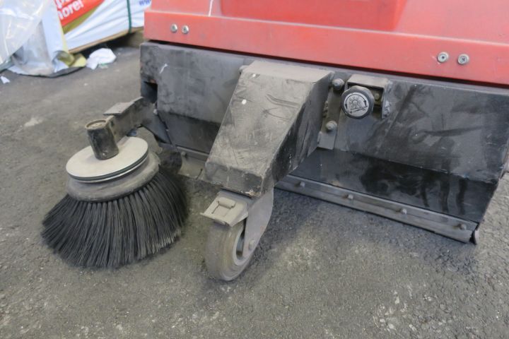 362027-3 Batteridriven Sopmaskin Hako Hamster 700 E