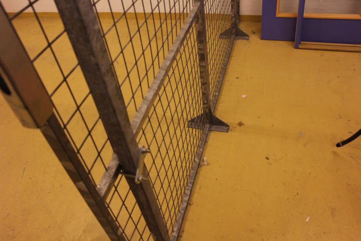 362297-6 Gallervägg med dörr.