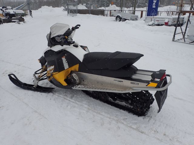 363131-3 Ski- Doo MXZ 550F