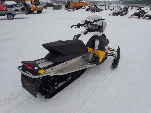 363131-5 Ski- Doo MXZ 550F