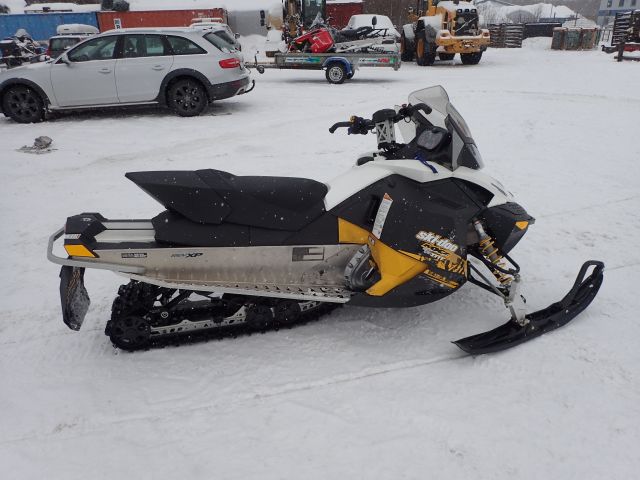 363131-6 Ski- Doo MXZ 550F