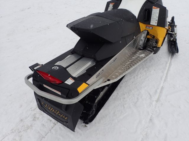 363131-17 Ski- Doo MXZ 550F