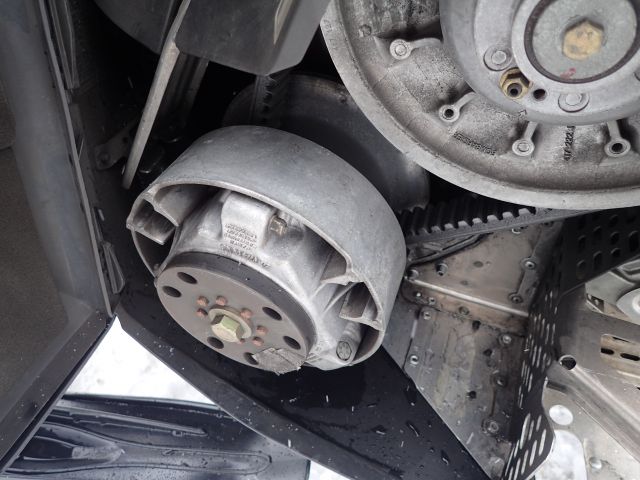 363131-28 Ski- Doo MXZ 550F