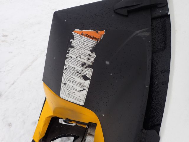 363131-37 Ski- Doo MXZ 550F