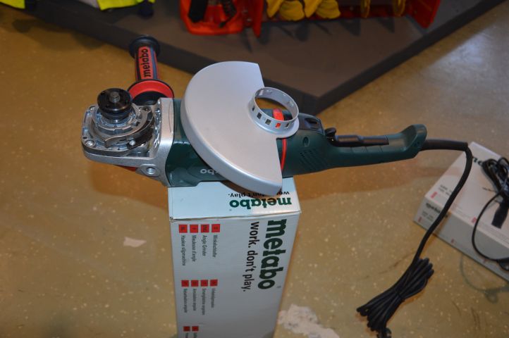 363227-1 Vinkelslip Metabo W 24-230