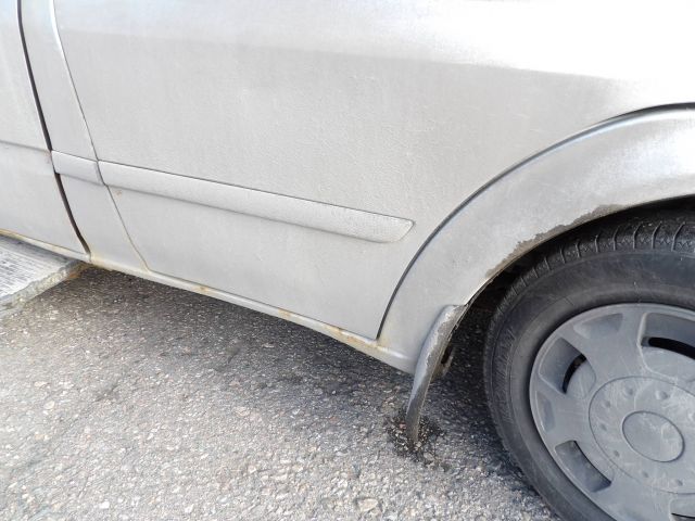 255173--65 Ford Transit 300 2.2 TDCi -11 KDG905