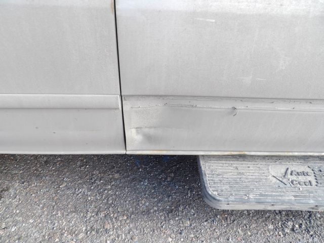 255173--63 Ford Transit 300 2.2 TDCi -11 KDG905