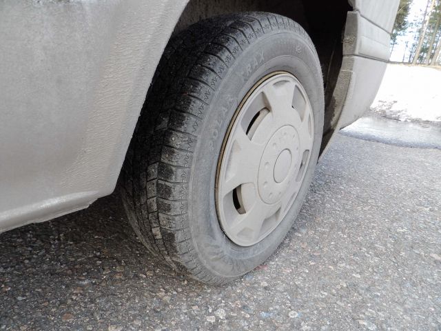 255173--60 Ford Transit 300 2.2 TDCi -11 KDG905