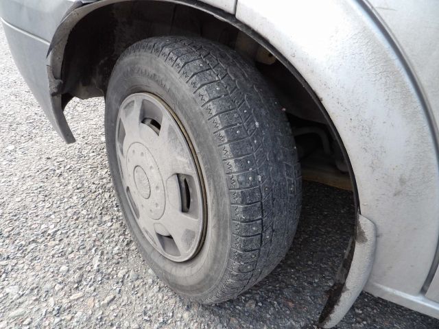 255173--61 Ford Transit 300 2.2 TDCi -11 KDG905