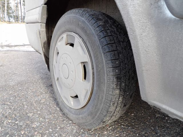 255173--62 Ford Transit 300 2.2 TDCi -11 KDG905