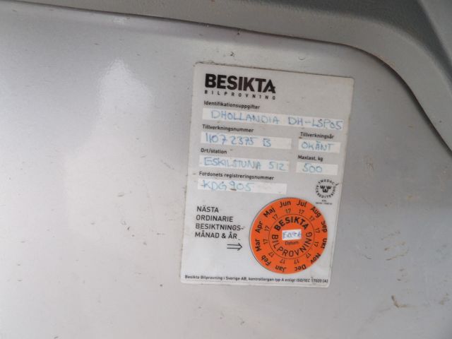 255173--60 Ford Transit 300 2.2 TDCi -11 KDG905