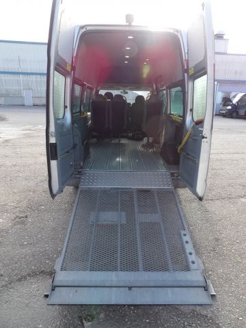 255173--74 Ford Transit 300 2.2 TDCi -11 KDG905