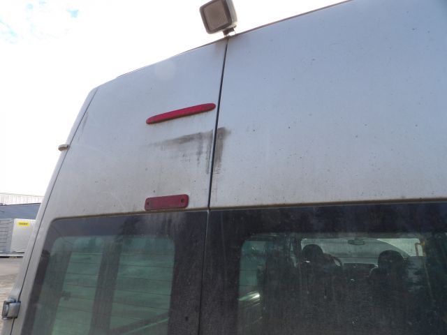 255173--59 Ford Transit 300 2.2 TDCi -11 KDG905