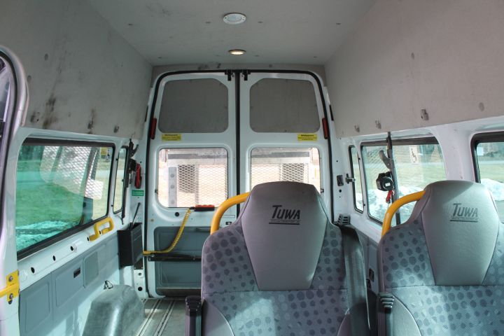 255181--93 Ford Transit 115 T300 (116hk) - 2010