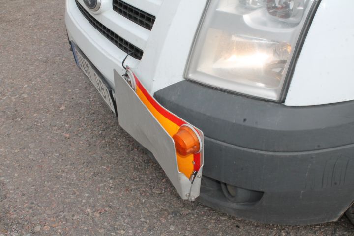 255181--81 Ford Transit 115 T300 (116hk) - 2010