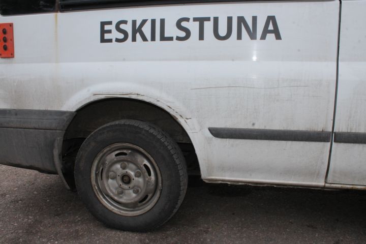 255181--77 Ford Transit 115 T300 (116hk) - 2010