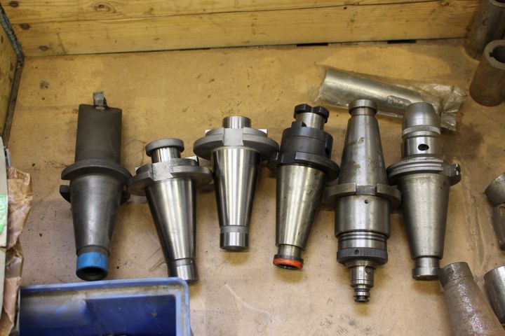 362811-2 Pall med hållare 50-kona samt skivfräsar