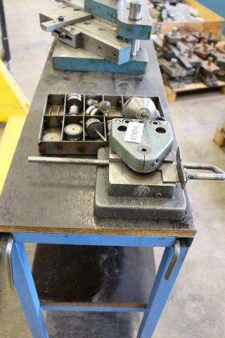 362813--1 Stansverktyg Thomas + hålstansar