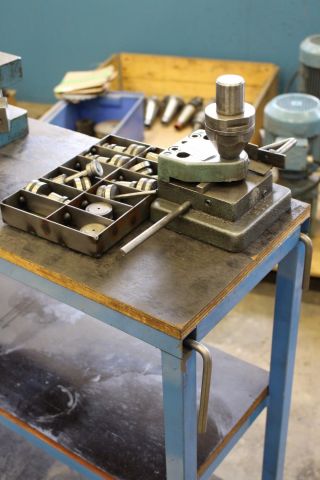 362813--4 Stansverktyg Thomas + hålstansar