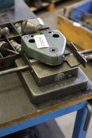 362813--3 Stansverktyg Thomas + hålstansar