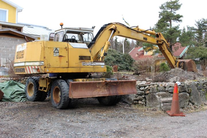 363627--23 Hjulgrävare Liebherr 902
