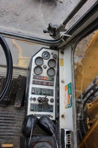 363627--13 Hjulgrävare Liebherr 902