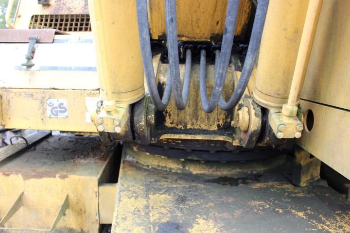 363627--1 Hjulgrävare Liebherr 902